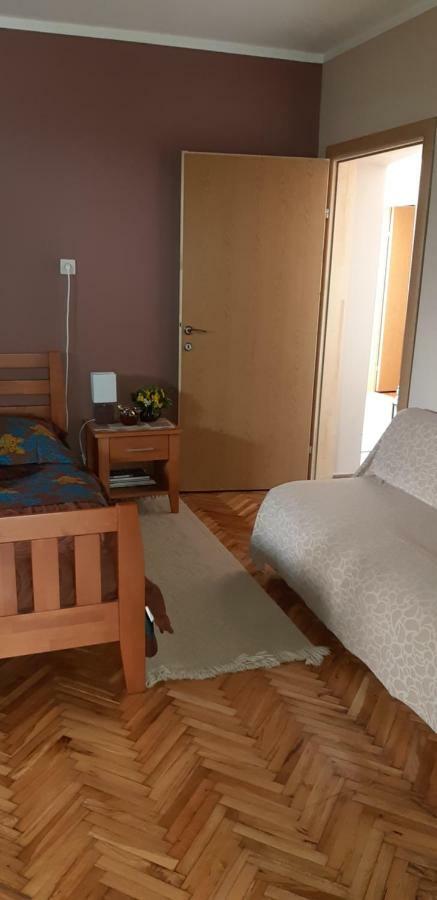 Apartments Ant Будва Екстер'єр фото