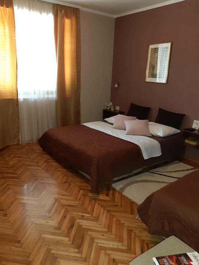 Apartments Ant Будва Екстер'єр фото