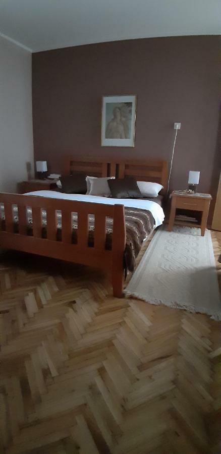 Apartments Ant Будва Екстер'єр фото